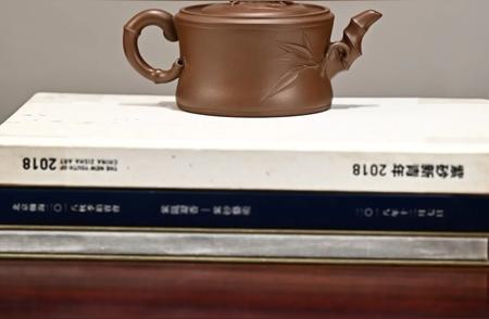 紫砂茶具：一段历史演变与鉴别技巧的探索