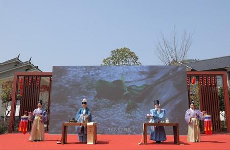 2024年杭台邻里节盛大开幕，径山茶与凤梨酥缔结美味联盟